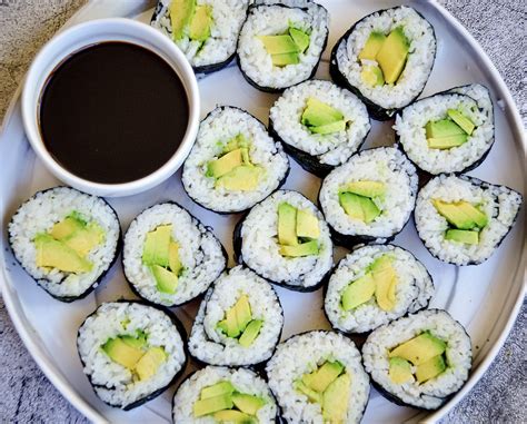 Avocado Sushi Rolls Kays Clean Eats