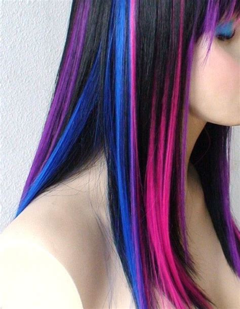 Highlights are not reserved for straight hair only. Pin by Tumbleweed Studios on Diva (Top to Bottom, Inside ...