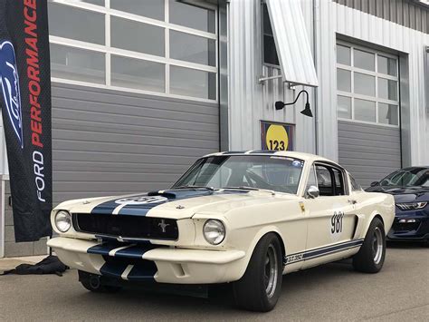 Ford mustang shelby gt 350 is a 4 seater coupe available at a starting price of aed 257,250 in the uae. First Drive: 2019 Ford Mustang Shelby GT350 ...