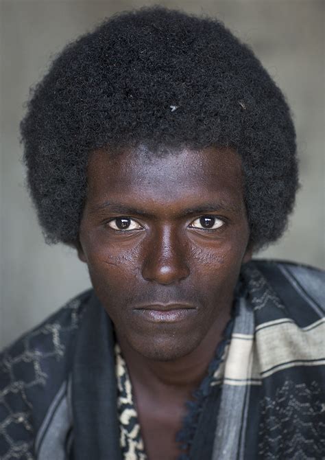 Poyzunivy Style Ethiopian Male Haircut Style