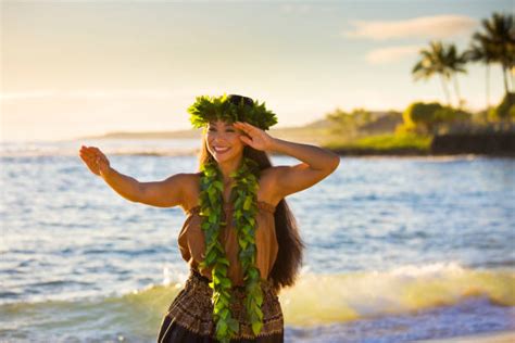 3 300 Danza Hawaiana Fotografías De Stock Fotos E Imágenes Libres De Derechos Istock
