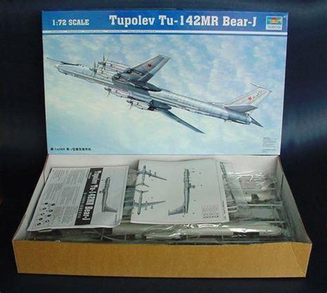 172 Trumpeter Tupolev Tu142mr Bear J Russian Bomber