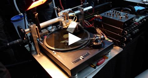 High fidelity vinyl record pressing. NAMM 2016 Cut Your Own Records With Vinyl Recorder