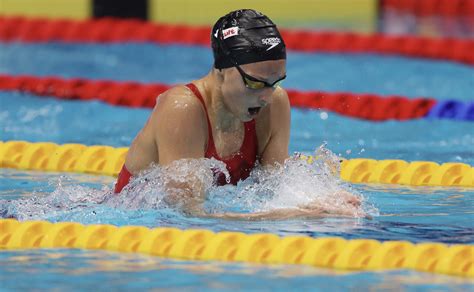 summer mcintosh a pioneer as 1st canadian world 400im champion and 1st 15 year old winner since