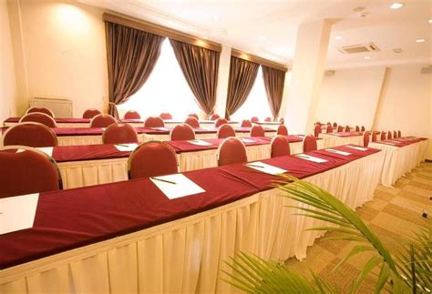 This hotel is 2 mi (3.2 km) from taiping golf & country club and 2.4 mi (3.9 km) from columbia asia hospital. The Regency Hotel Seri Warisan en Taiping | Destinia