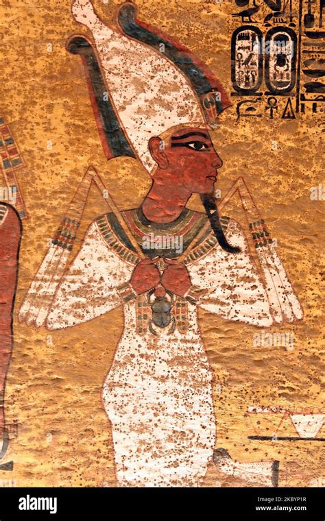 Tutankhamun Tomb Wall Painting Hi Res Stock Photography And Images Alamy