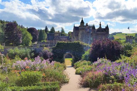 Places To Visit In The Scottish Borders From Edinburgh Parliament House
