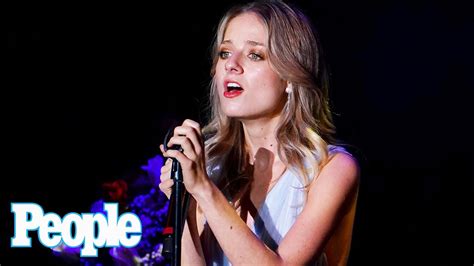 Jackie Evancho 22 Reveals She Has Osteoporosis Caused By Anorexia