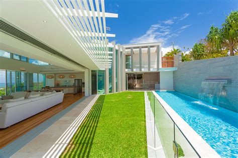Chris Clout Design Contemporary Modern Beach House At Coolum Beach With