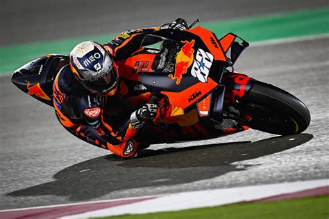 Miguel oliveira biography having been a shining youth rider at national level in mini gps, miguel oliveira grabbed the attention with victories in the red bull rookies cup at donington park and. MotoGP Miguel Oliveira KTM : "Losail n'est pas la ...
