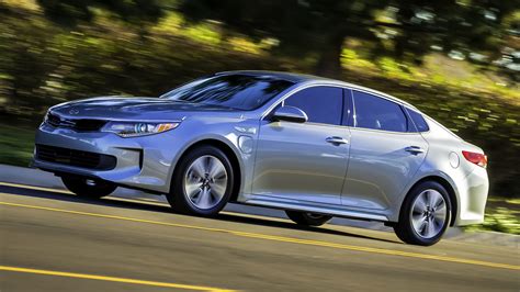 Kia Optima Plug In Hybrid Ex 2017 Wallpapers And Hd Images Car Pixel