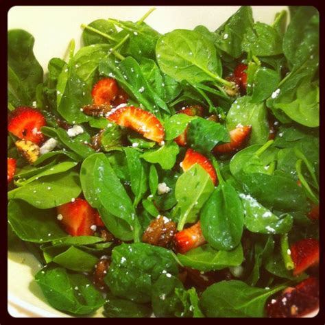 Spinach And Strawberry Salad With Goat Cheese And Candied Pecans