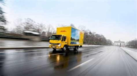 Daimler Trucks Delivers Its First All Electric Trucks To European