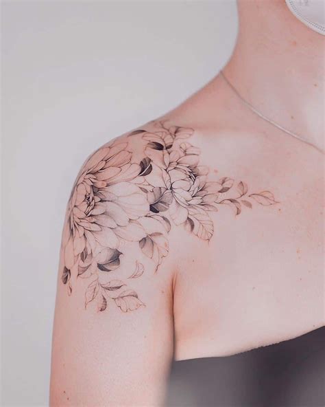 Detailed And Romantic Soft Ink Shoulder Tattoo Shoulder Tattoos For Females Feminine Shoulder