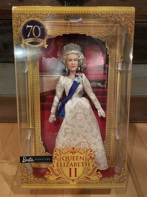 New Barbie Gold Signature Queen Elizabeth Ii Grelly Usa