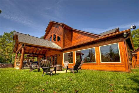 Klimalı konaklama birimi ellijay'a 28 km uzaklıktadır. Sugar Creek Retreat Cabin Rentals