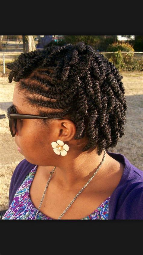 Styling natural hair can be really exciting if you know what you are doing. She Used Flat Twists To Create Fabulous Summer Curls On ...