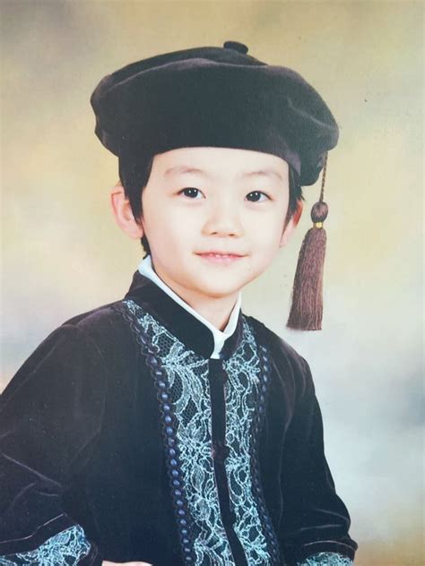 Poto Laki Laki Ganteng Kelas 5 / 83 Best Younghoon Ideas In 2021 Boy Groups Kim Kpop