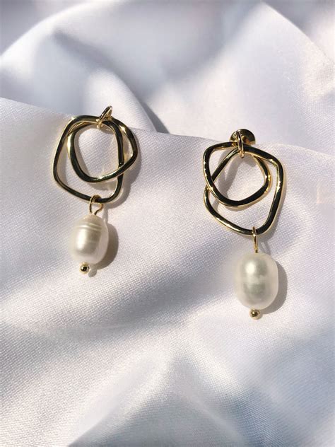 Narcissus Pearl Earring Gold Earrings Designs Pearl Earrings