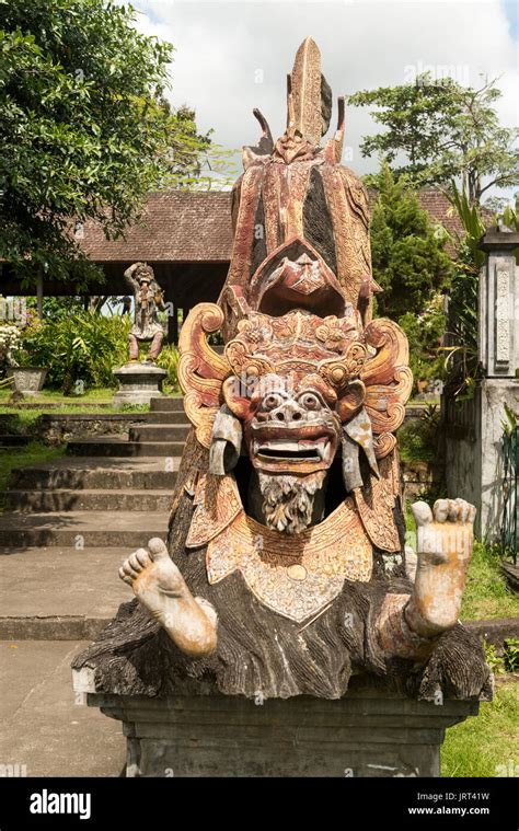 Traditional Balinese God Statue Stock Photo Alamy