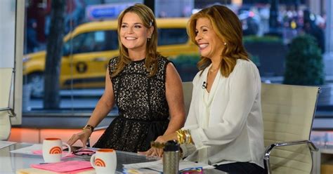 Today Show Anchors Hoda Kotb And Savannah Guthrie Are Not Feuding