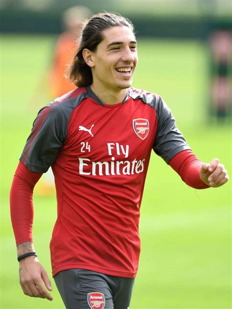 ˈeɣtoɾ βeʎeˈɾin moˈɾuno, born 19 march 1995) is a spanish professional footballer who plays as a right back or wing back for premier league club. Hector Bellerin of Arsenal during Arsenal 1st team ...
