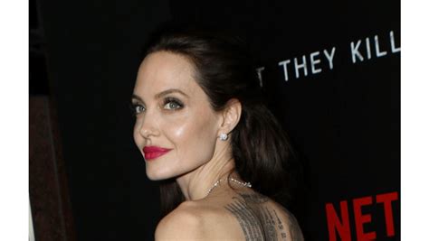 Angelina Jolie Makes Passionate Speech 8days