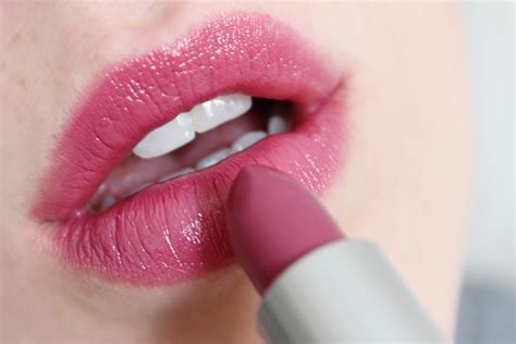 Mac Plumful Lipstick Review And Swatches British Beauty Addict