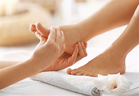 The Top 10 Health Benefits Of Foot Massage And Reflexology Healthankering