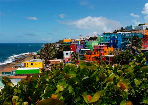 La cocina de puerto rico contiene una herencia multicultural que abarca desde los tiempos anteriores a la llegada de cristóbal colón hasta su inclusión el asopao es, tal vez, el plato más típico de puerto rico. Tradiciones de Puerto Rico: juegos, costumbres y más