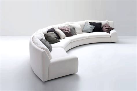 10 Easy Pieces Curved Sofas Remodelista Curved Sofa Sofa Styling