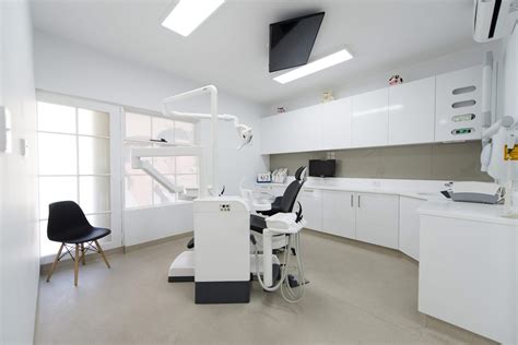 John Khodarahmi Dental Clinic - Dentist - 4/ 245 Milne Rd - Modbury North