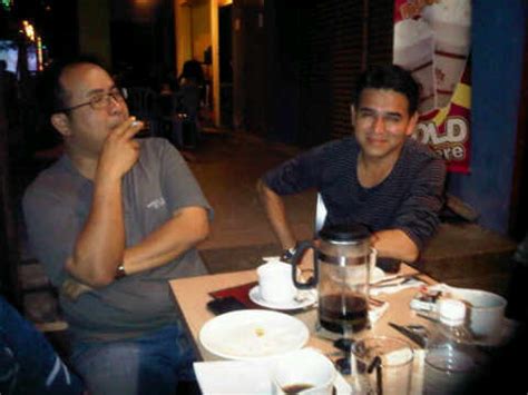 Azar azmi, redza rosli, nazrief nazri, neera azizi, didie alias, adibah nor dan ramai lagi. ExMozac8286: ExMozac Menge'teh' Di Supremo Donuts, Bandar ...