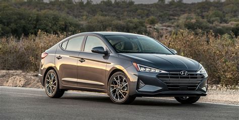 The elantra sport is rated at 26 mpg city, 33 mpg highway, and 29 mpg combined. 2020 Hyundai Elantra - New Transmission, Improved Fuel Economy