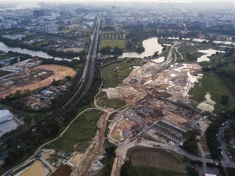Japan, on the other hand, was the pioneering country for high speed rail, and remains a leader in this field, with. Failed KL-Singapore High Speed Rail project offers a ...