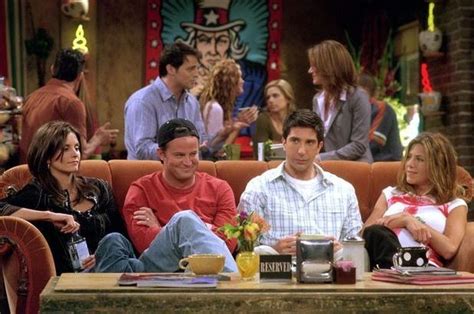 10 Most Famous Sofas On Tv The List Love