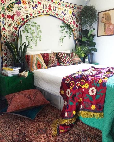 45 Inspiring Vintage Bohemian Bedroom Decorations Bohemian Bedroom