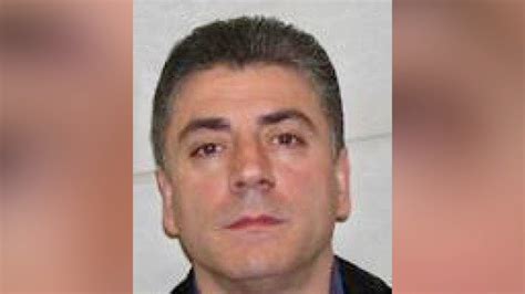 Frank Cali Gambino Mob Boss Gunned Down Outside Home Shook Hands With Killer Before Shooting