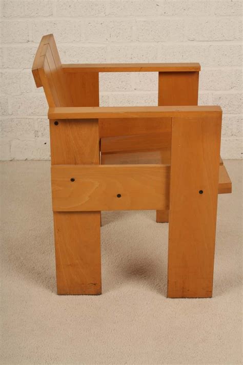Cover letter for duties, roles & responsibilities. Dutch Design Gerrit Rietveld Crate Chair Cassina (With ...