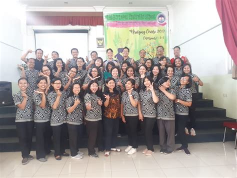 Jadi perangkat pembelajaran adalah serangkaian media atau sarana yang digunakan dan dipersiapkan oleh guru dan siswa dalam proses pembelajaran di kelas. Perangkat Pembelajaran Agama Kristen Smp - Guru Paud