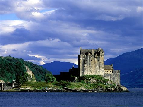 Eilean Donan Castle Scotland 13 Pic ~ Awesome Pictures