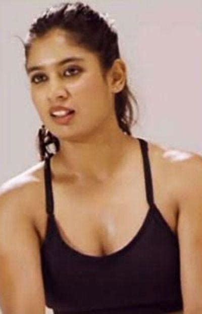 Mithali has played in 153 odis, 10 tests and 47 t20 internationals since making her debut in 1999. Cricketer Mithali Raj Hot Bold Photos - Andhrawatch