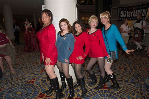 Pin On Star Trek Cosplay Girls