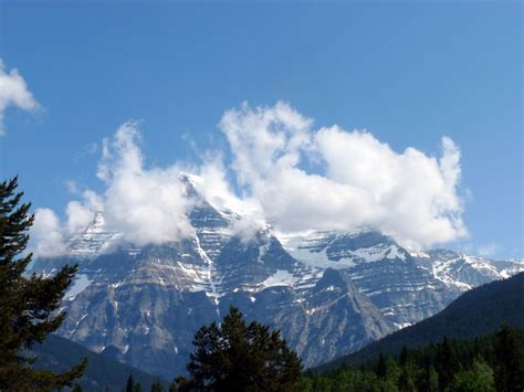 Mt Robson Und Mt Robson Provincial Park British Columbia Canada