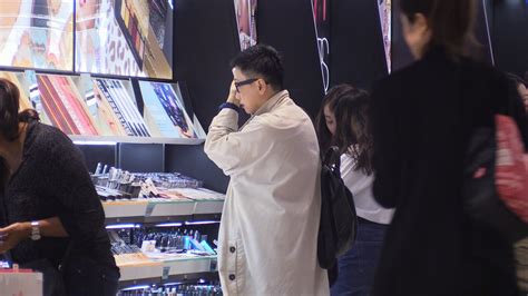 希望因為珊珊這些質詢以及市府的協助與支持。 《台北市能一步一步變得更好》 珊珊會繼續努力讓台北更好， 你的支持是珊珊最大的動力， 珊珊會「不忘初衷」， 繼續堅持作對的事。 【頭條獨家】63歲仲係好型 劉天蘭教授級試眼影 | 多倫多 | 加拿大中文新聞網 - 加拿大星島日報 Canada Chinese News
