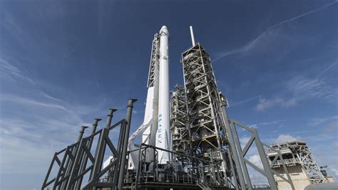 Live Stream Spacexs Falcon 9 Launches At Nasas Kennedy Space Center