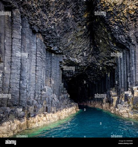Fingal Cave Scotland Hi Res Stock Photography And Images Alamy