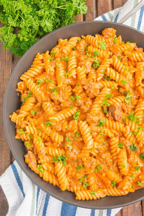 Adjust pressure to high, and set time for 5 minutes. Creamy Ground Beef Pasta (Quick & Easy!) - Pumpkin 'N Spice