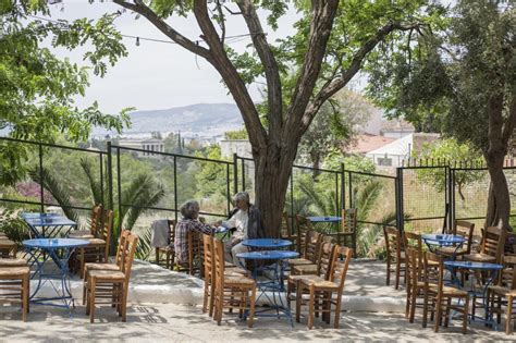 Aktuelle und detaillierte zahlen bietet das die griechische regierung hat den landesweiten „lockdown mit weniger restriktiven maßnahmen bis. Griechenland verschärft Corona-Beschränkungen - GrenzEcho