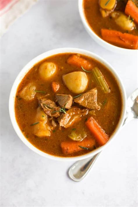 This instant pot beef stew is actually nothing else but my insanely popular slow cooker beef stew. Copycat Dinty Moore Beef Stew Recipe / Dinty Moore Beef Stew With Fresh Potatoes Carrots 20 Oz ...